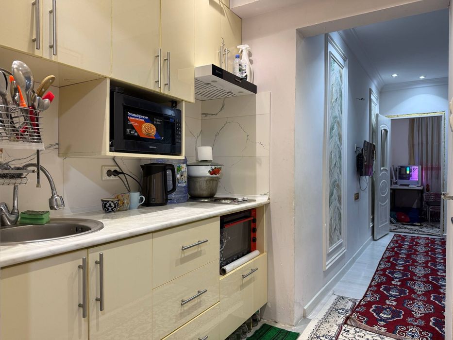 1/4/9 Тузель 2, 40 лет, крестик, бывшее общежитие, 25м*