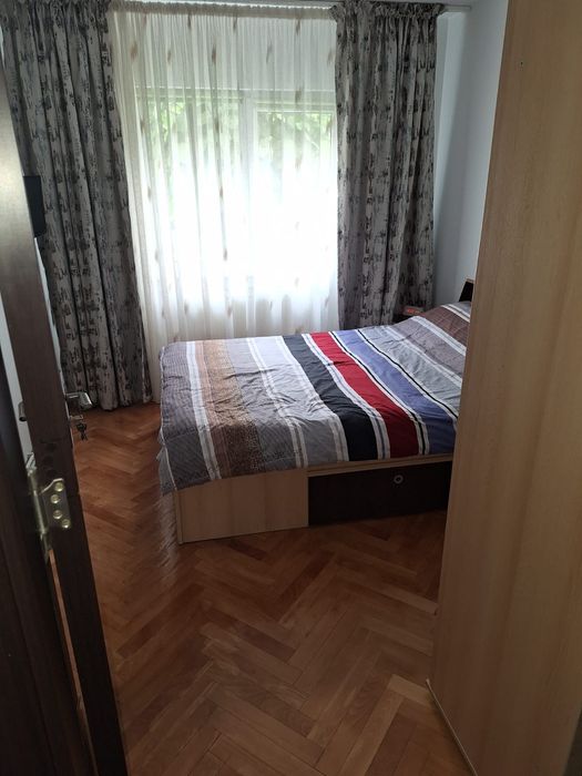 Apartament 3 camere, zona tractorul