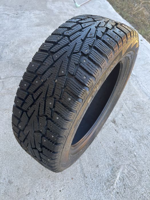 Продам шины шипы cordiant 205/55 R16 и centara 215/65 R16