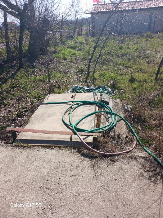 Обработваема земя Отдават 2дка 2ра кат.зем.земя в Черни връх общ.Камен