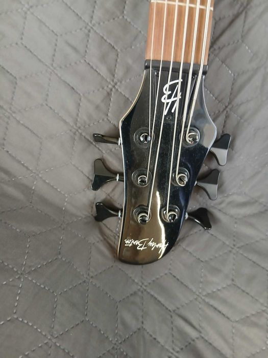 Електрически китари/ басове/