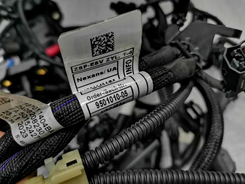 Ново К-т Кабели за Двигател S63B44B BMW M5 F90 M8 9501010