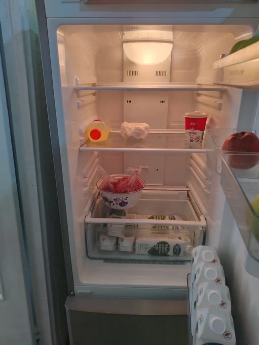 Продам холодильник