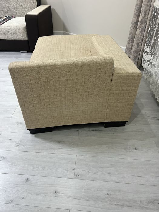 Продается диван.