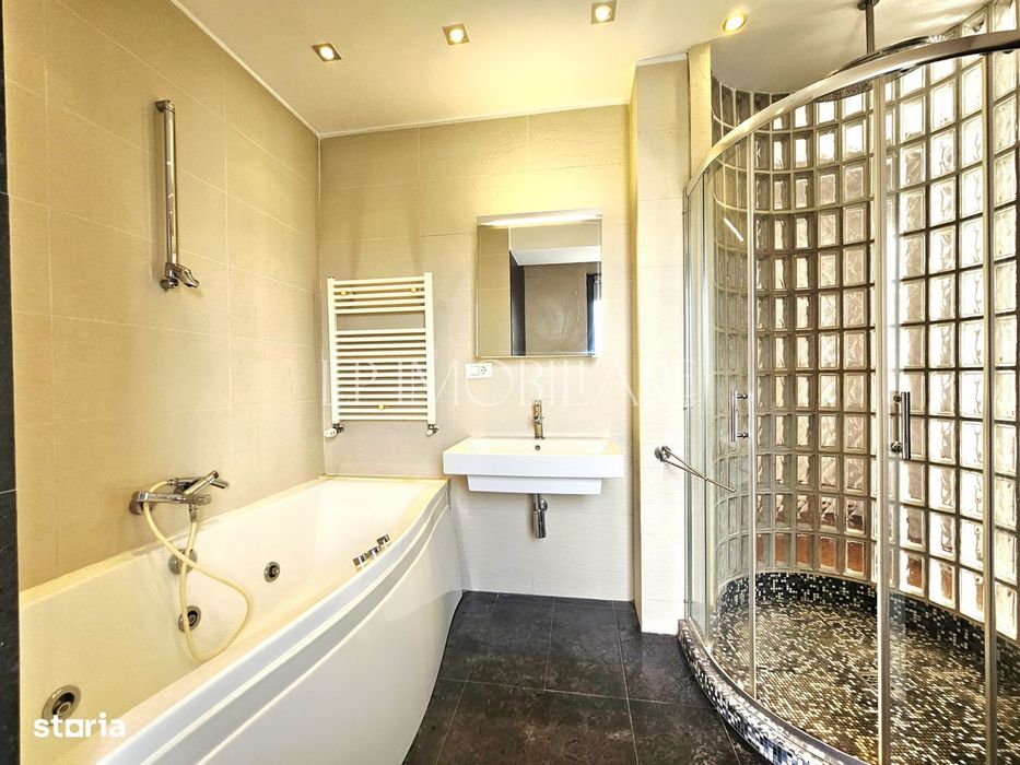 Apartament 4 camere de vanzare - Iancu Nicolae, Pipera
