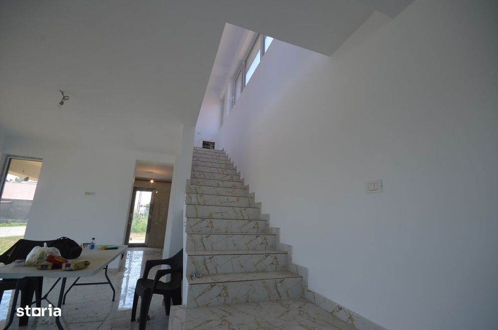 Casă 4 camere -  premium -  Stefanestii de Jos - teren 556 metri