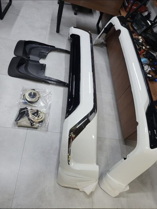 Обвесы Land Cruiser 200 Exclusive Loundje