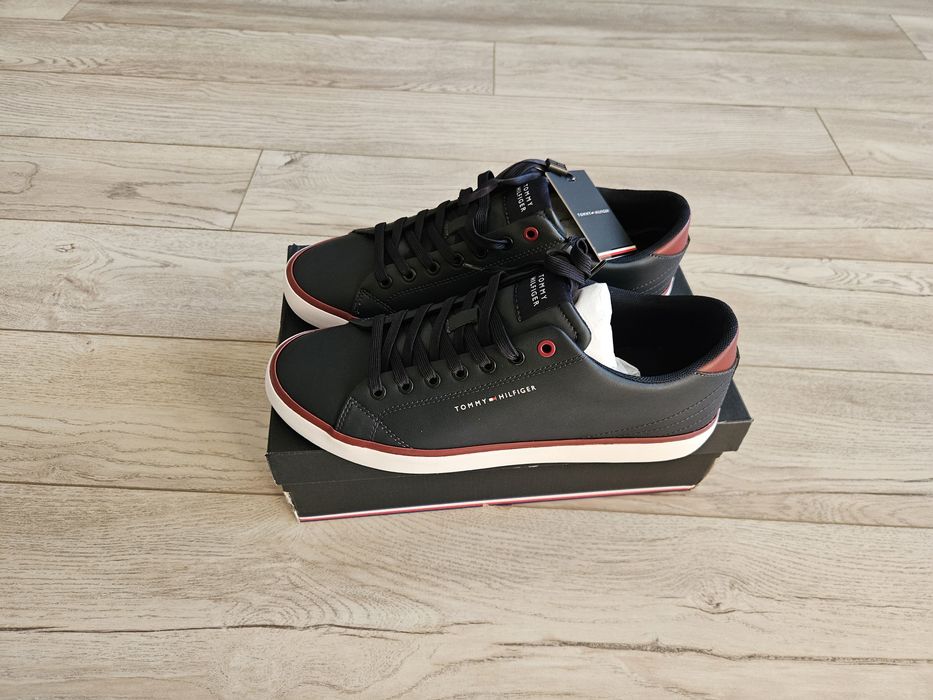 Кецове Tommy Hilfiger