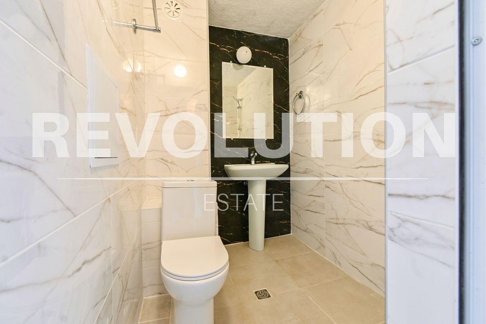 Дава се под наем Двустаен апартамент в София, Оборище - 50 кв.м за 628.32 € - Снимка #10