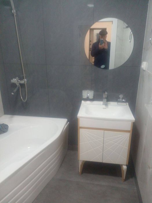 Сдается 2 х комнатная квартира на 4 этаже 6 микрорайон