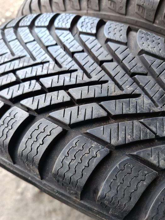 Зимни гуми -15цола -195/65-1бр.-65лв."PIRELLI"