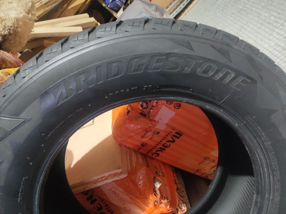 Продам шины 265/65 R18