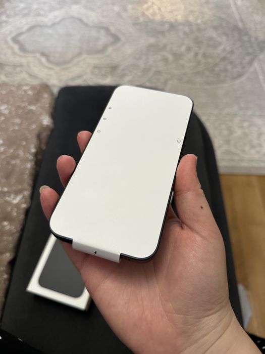СРОЧНО ПРОДАМ 13 IPhone новый