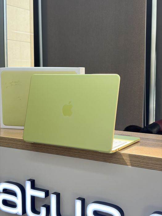 Macbook Neo 8/256 gb | 100% | iStatus