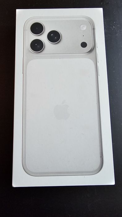 Iphone 17 pro max 256 GB silver