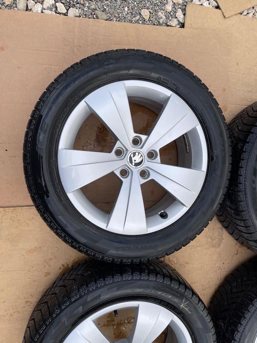 Jante Roti iarna Skoda Superb 3 215/55R17 FACTURA