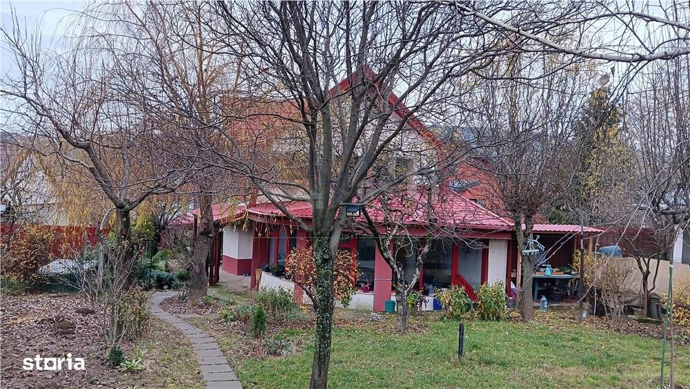 Ocazie! Barnova str Principala Vila P+1+M 225mp Teren 600mp amenajat