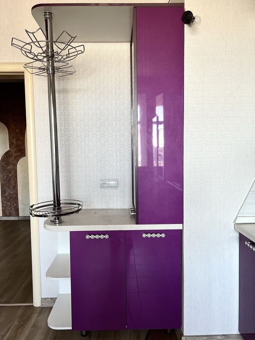 Продам кухонный гарнитур (новый)