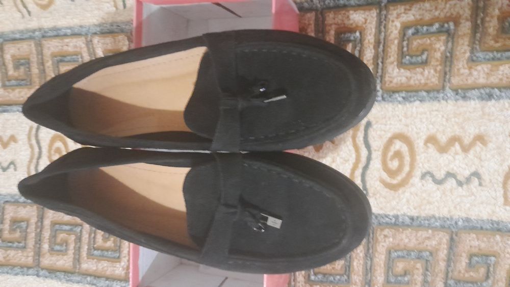 Продам женские балетки
