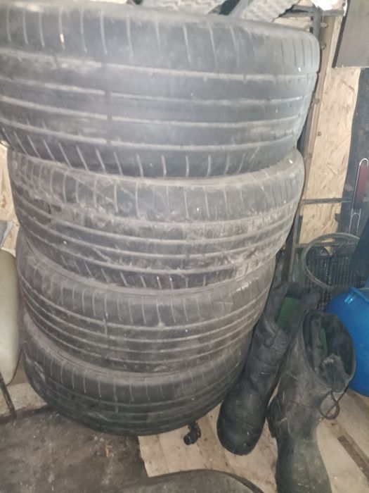 Резина на 17 б.у с туксона