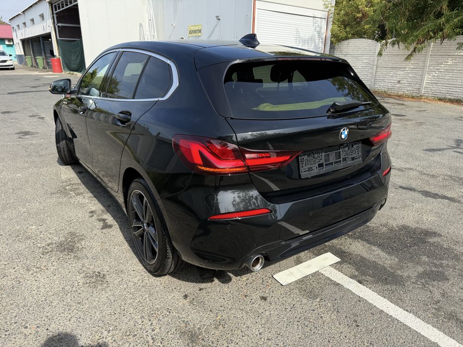 BMW Seria 1 2023 — imagine 3