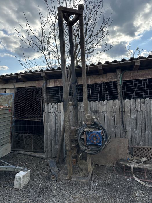 Vand instalatie de foraj !