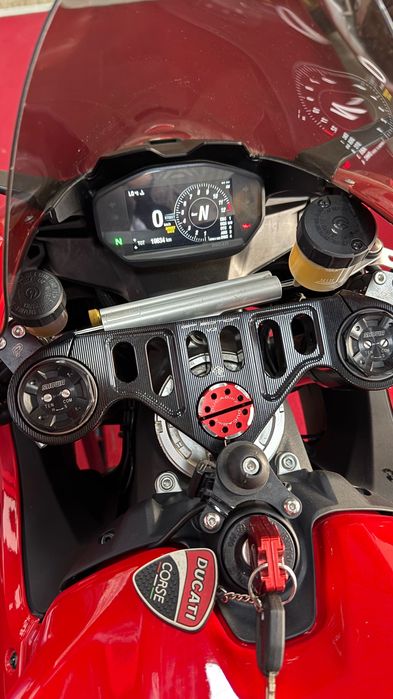 Ducati Panigale V2 2021 год