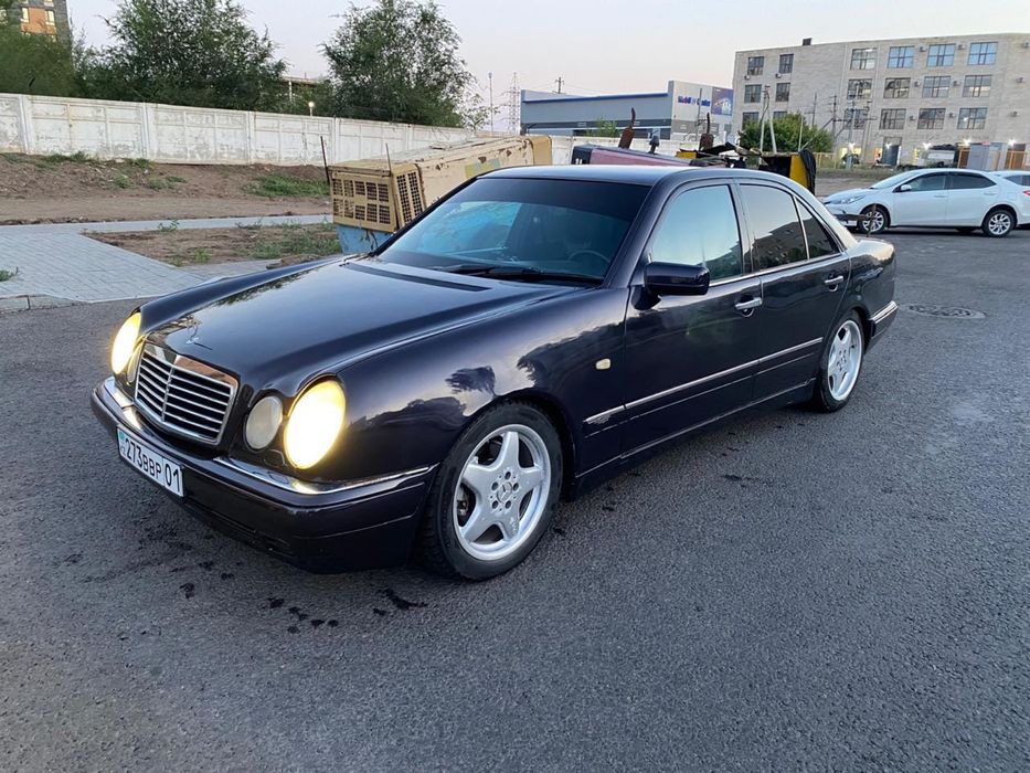 Мерседес Е 320 срочно
