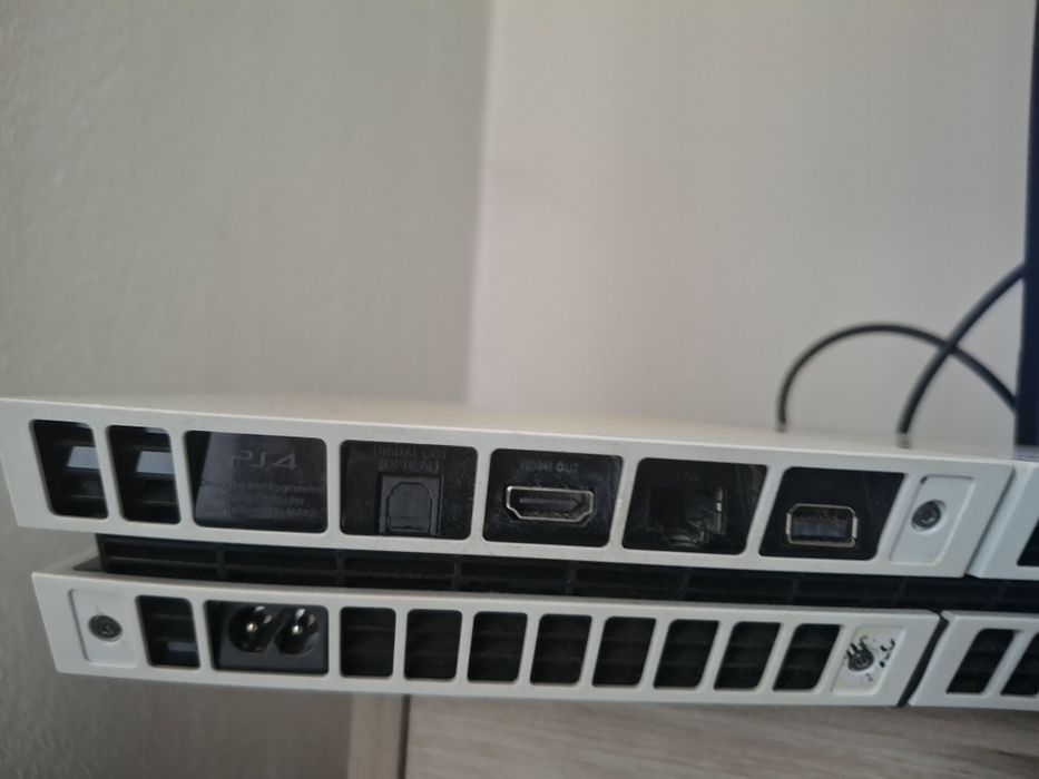 Vand Ps4 funcțional