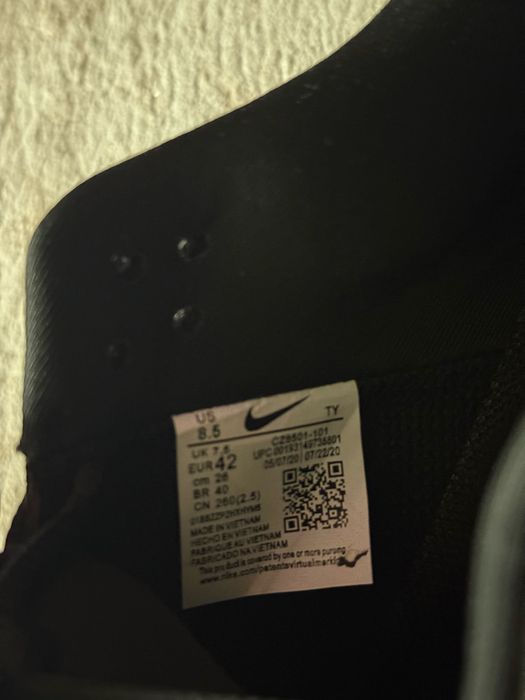 Кроссовки: Nike Dunk в сером цвете