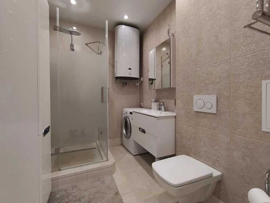 Дава се под наем Двустаен апартамент в София, Център - 56 кв.м за 402.39 € - Снимка #4