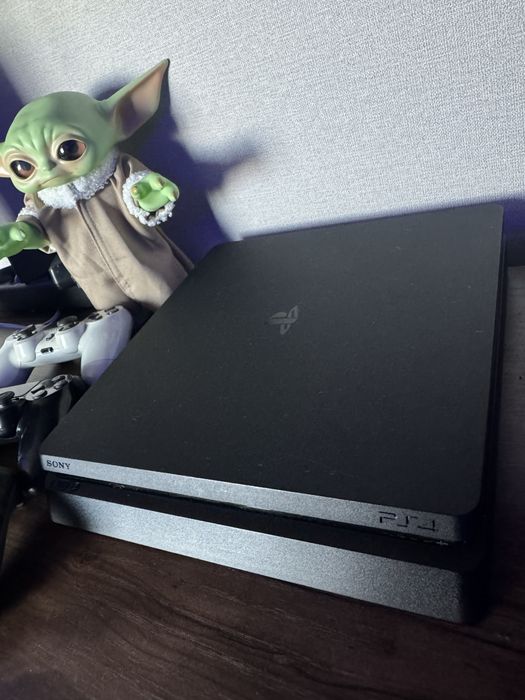 PlayStation 4 Slim 500 ГБ