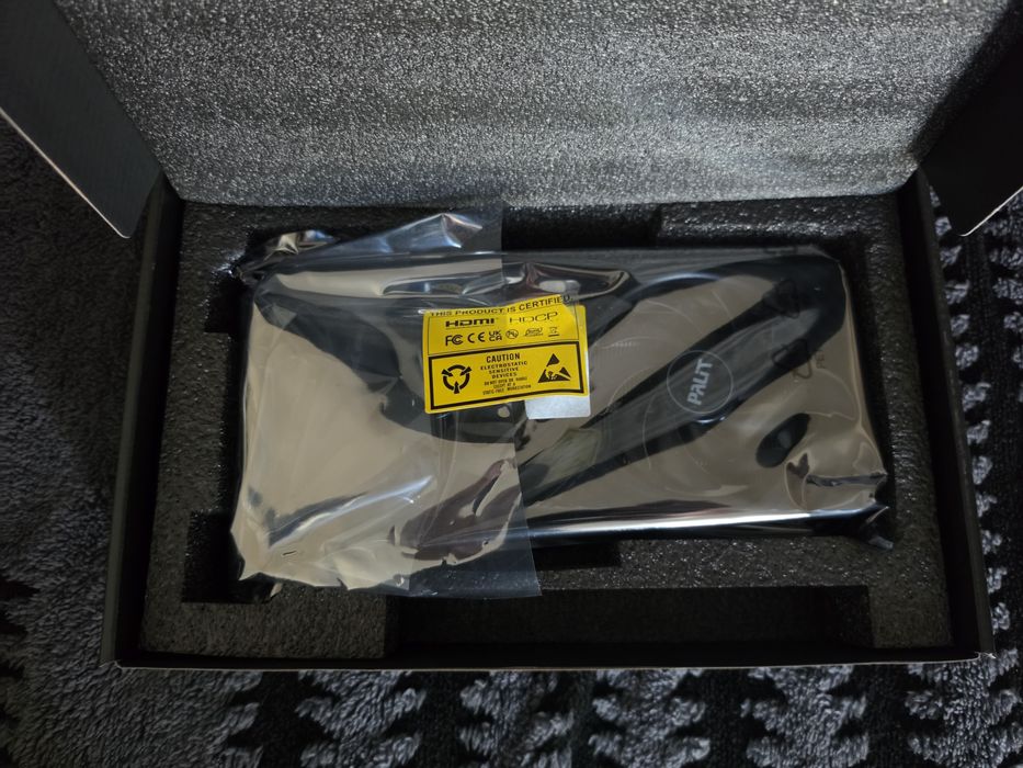 Видеокарта: Palit GeForce RTX 5060 Dual OC