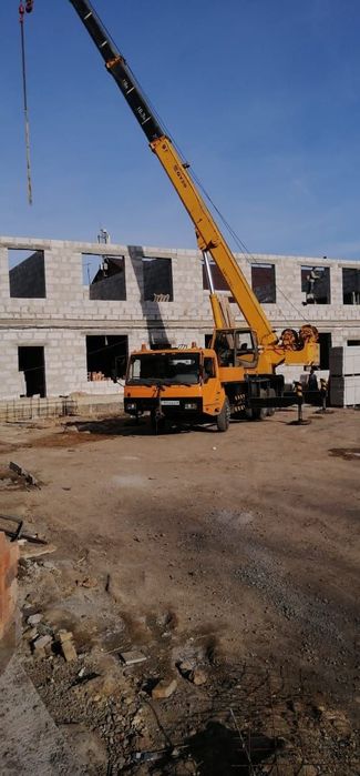 Автокран кран китаец