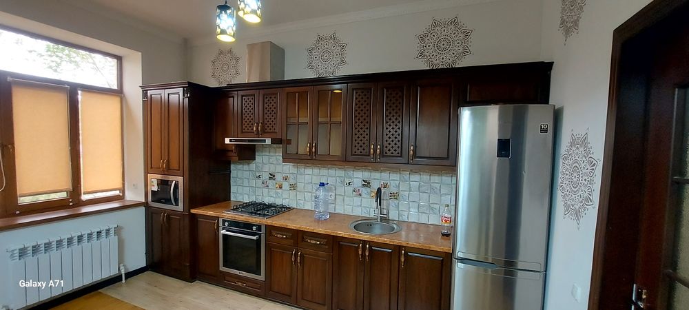 Продаётся 2х комнатная квартира центре города, ориентир  кинотеатр