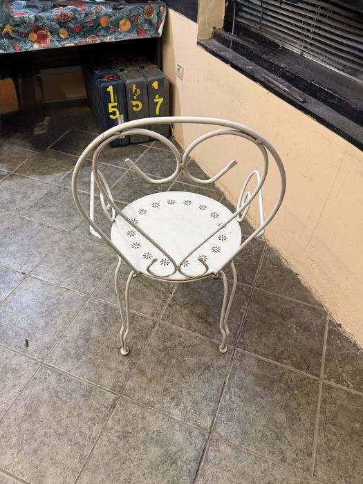 Метални столове 4бр