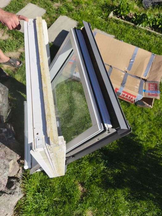 Velux integra cu senzor ploaie