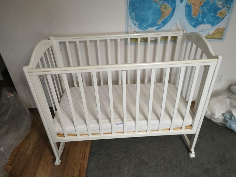 Кроватка детская