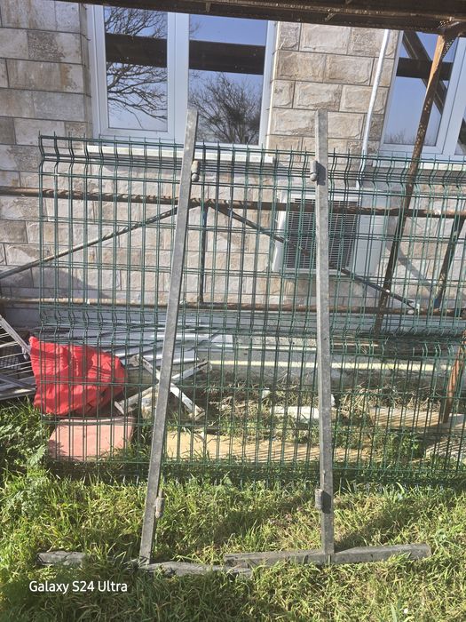 Уникална метална порта