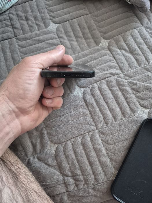 IPhone 16-128 gb без торга