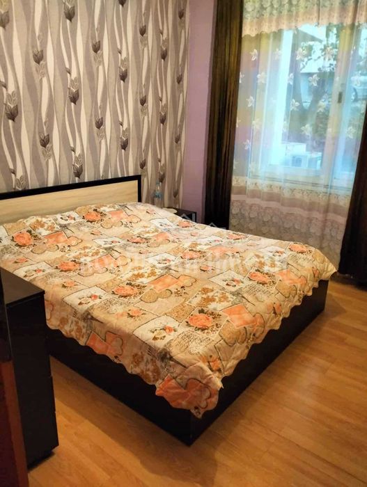 Продава се Тристаен апартамент в Велико Търново, Бузлуджа - 102 кв.м за 1212 €/кв.м - Снимка #1