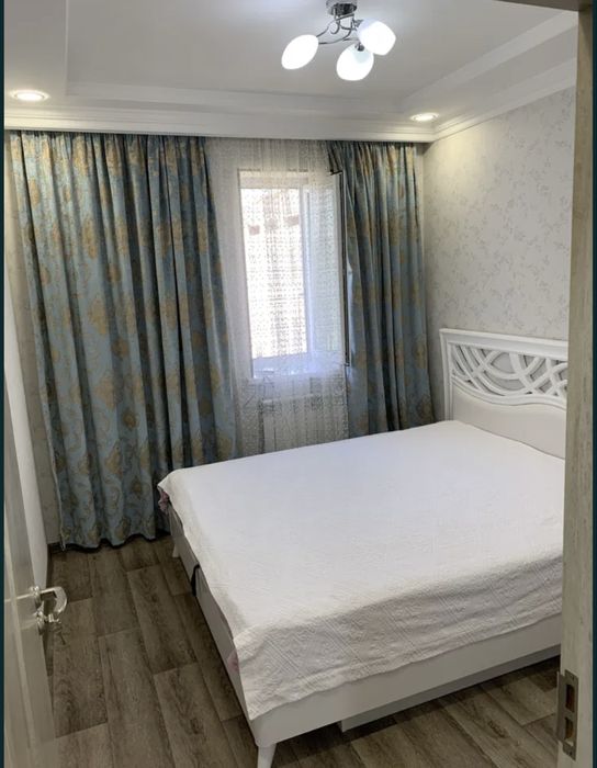 Продается квартира БУЗ базар, БИЙ, Максим Горький, Анор банк 2/4/4