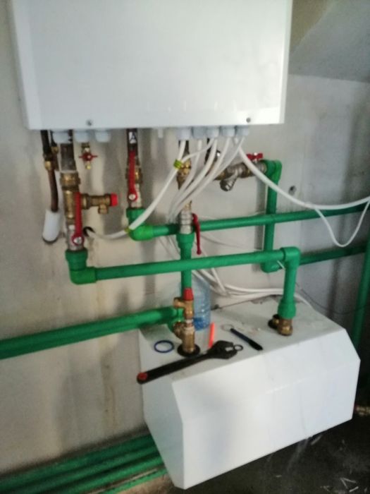 Pompa de căldură mitsubishi heavy industries- sau schimb cu una de 8kw