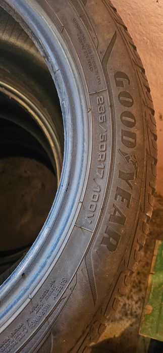 Anvelope  Goodyear R17 235/50