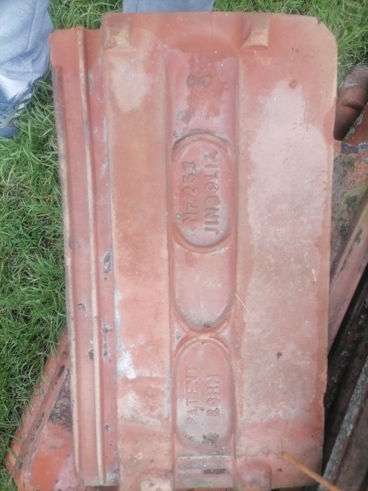 Vand tigla marca leu