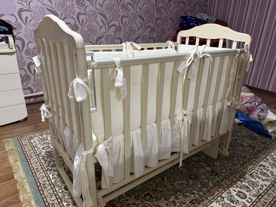 Детский кровать
