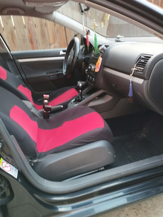 Vând golf 5 1.9 tdi