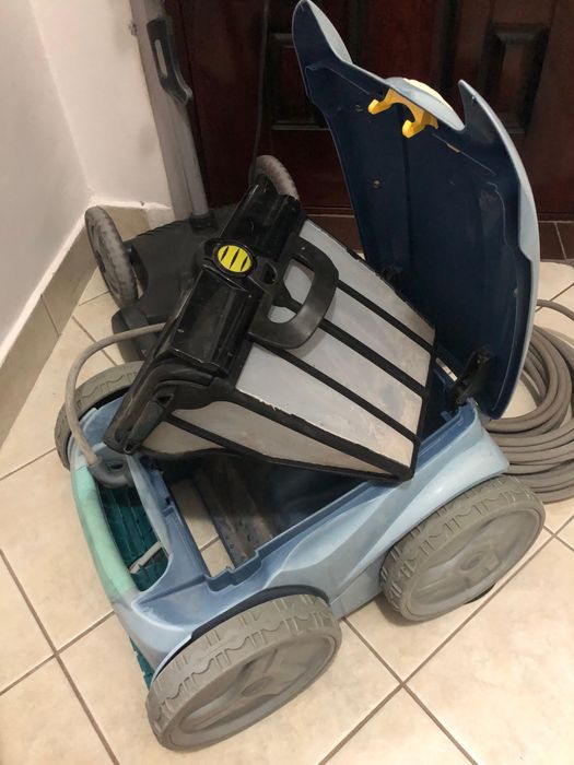 Robot aspirator curatare intretinere piscina Zodiac Vortex 3 - 4WD