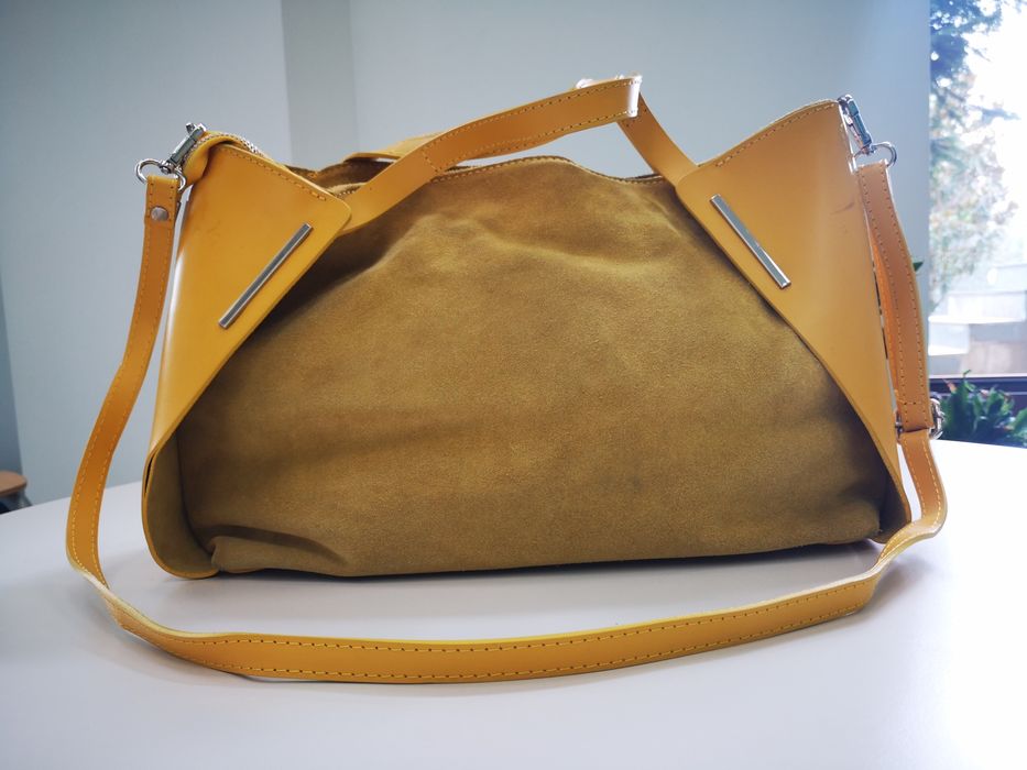 Чанта естествен велур