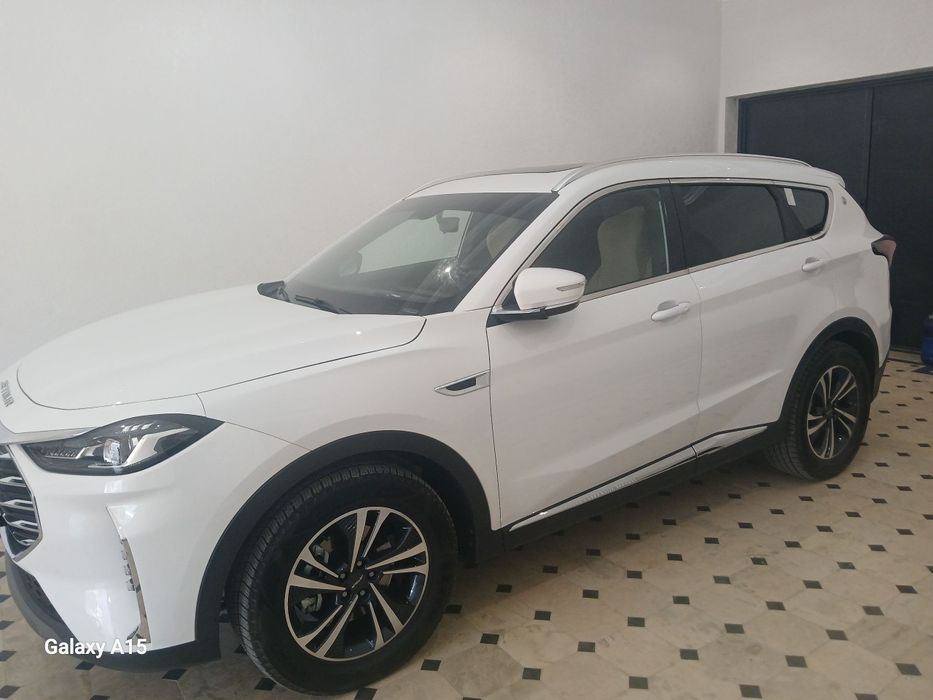 Jetour x70+ sotiladi